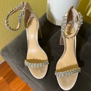 Badgley Mischka Mayra Ankle Strap Evening Shoe Size 9